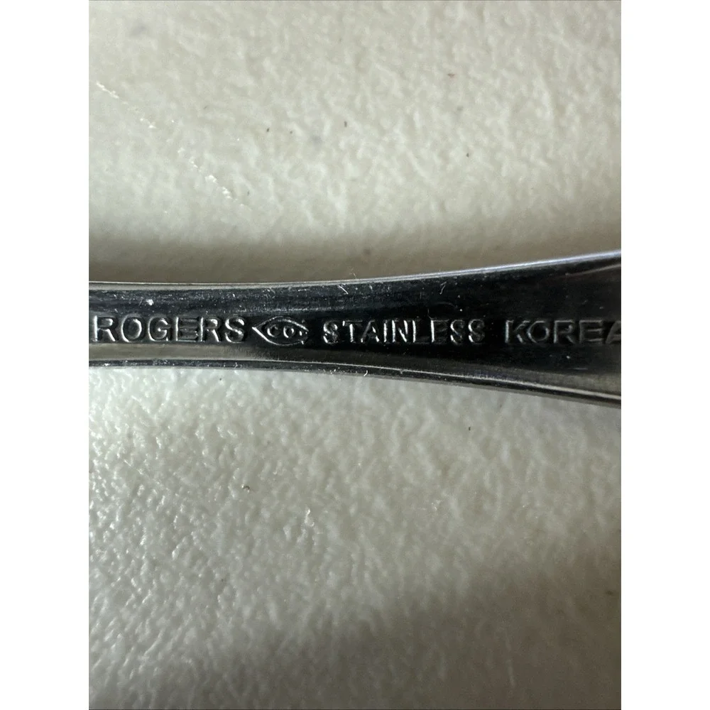 Stanley Roberts Rogers DREAM ROSE BUD Stainless Oval Soup Spoons Lot‎ Of 4
